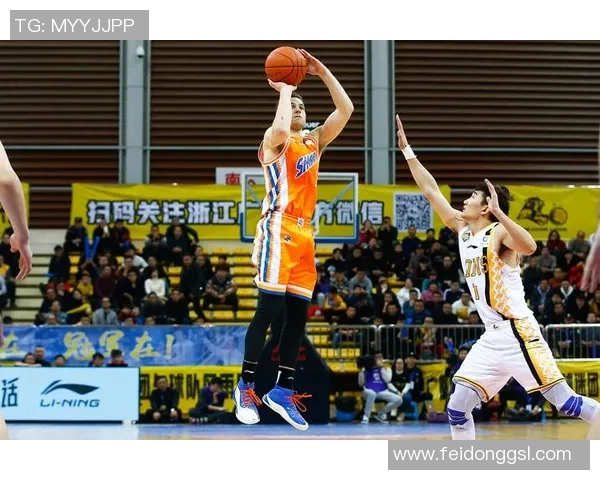 吴前的篮球之路:从青涩少年到CBA明星的成长故事与奋斗历程